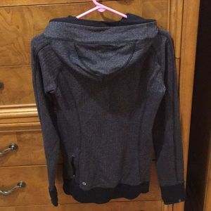 Lulu Lemon women’s sweatshirt.